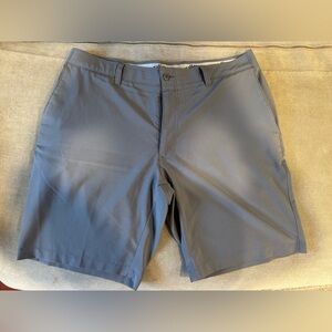 Callaway Light Gray shorts